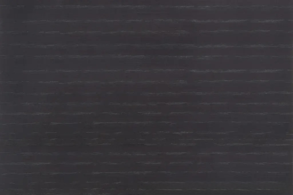 Finitions bois Frêne Teinté Ebene — Chaise Che